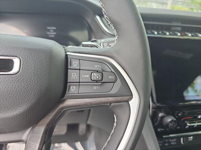 new 2025 Jeep Grand Cherokee car, priced at $46,646