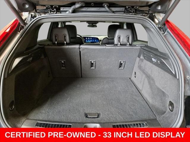 used 2024 Cadillac XT4 car, priced at $32,995