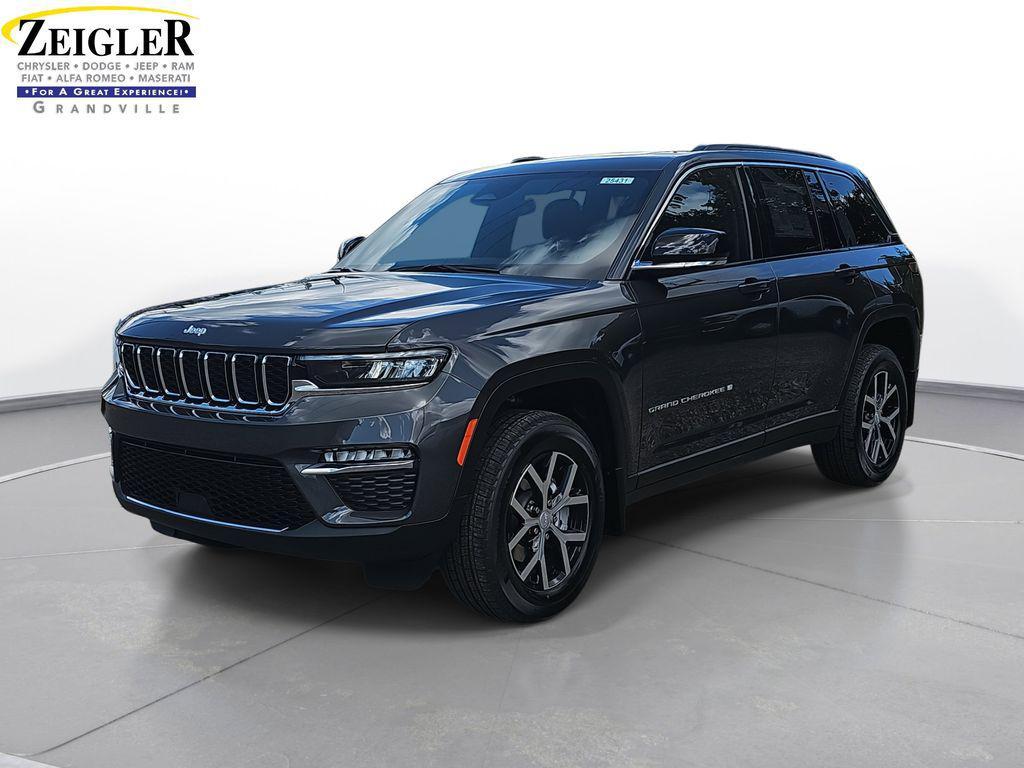 new 2025 Jeep Grand Cherokee car, priced at $47,138