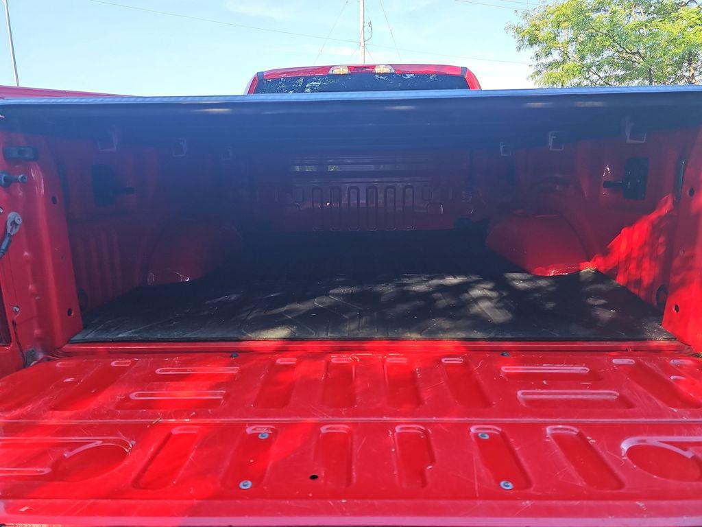 used 2020 Ford F-150 car, priced at $25,000