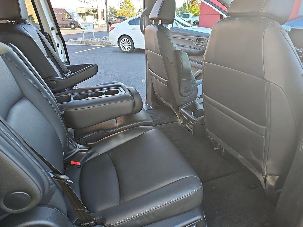 used 2024 Honda Odyssey car, priced at $36,995