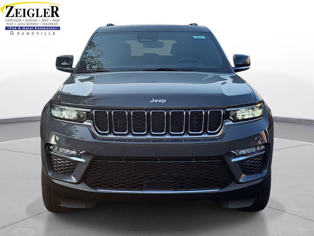 new 2025 Jeep Grand Cherokee car, priced at $47,590