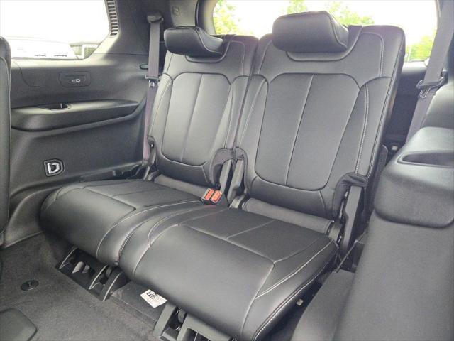 new 2025 Jeep Grand Cherokee L car, priced at $50,662