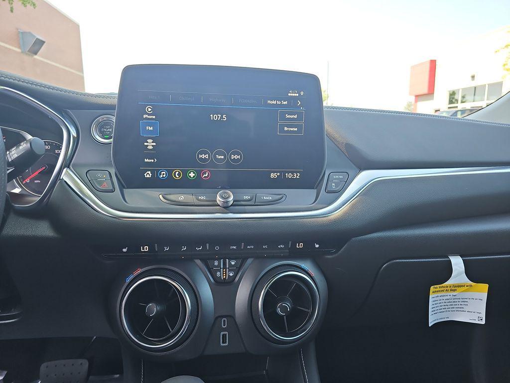 used 2025 Chevrolet Blazer car, priced at $33,994