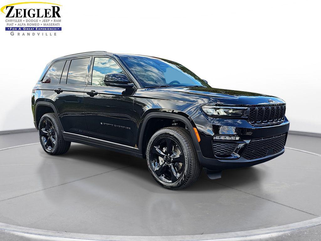 new 2025 Jeep Grand Cherokee car, priced at $50,043