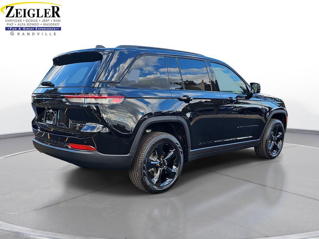 new 2025 Jeep Grand Cherokee car, priced at $50,043