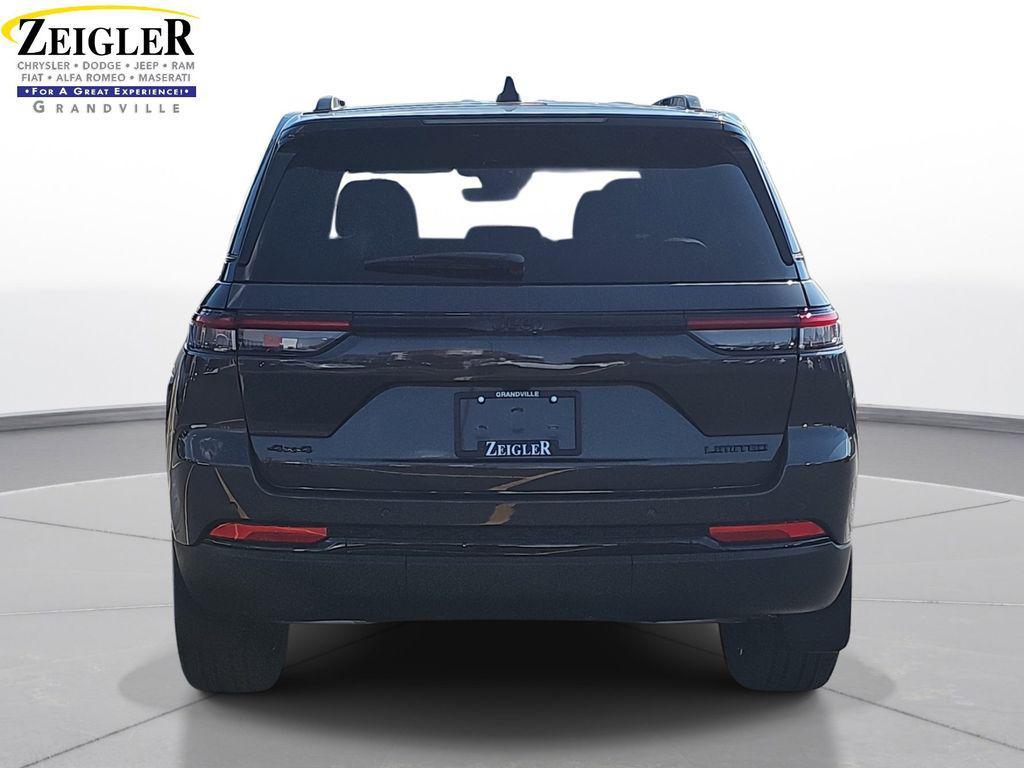 new 2025 Jeep Grand Cherokee car, priced at $49,716