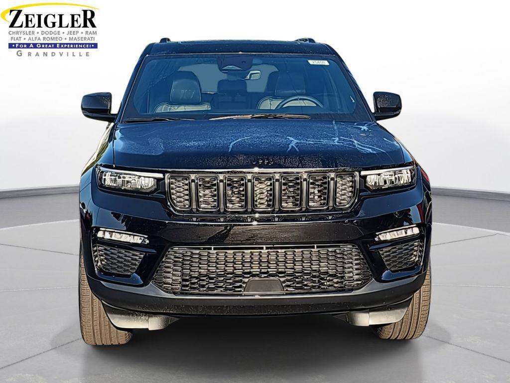 new 2025 Jeep Grand Cherokee car, priced at $50,043