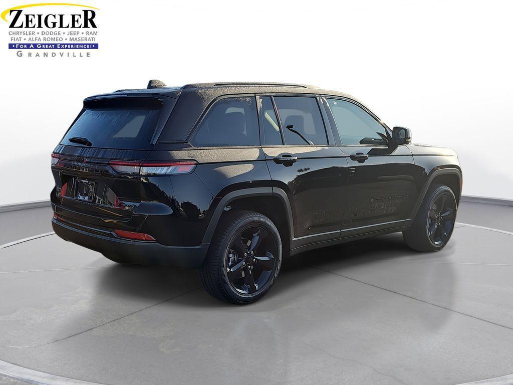 new 2025 Jeep Grand Cherokee car, priced at $50,043