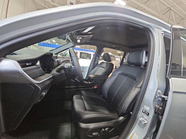 new 2025 Jeep Grand Cherokee car, priced at $48,756