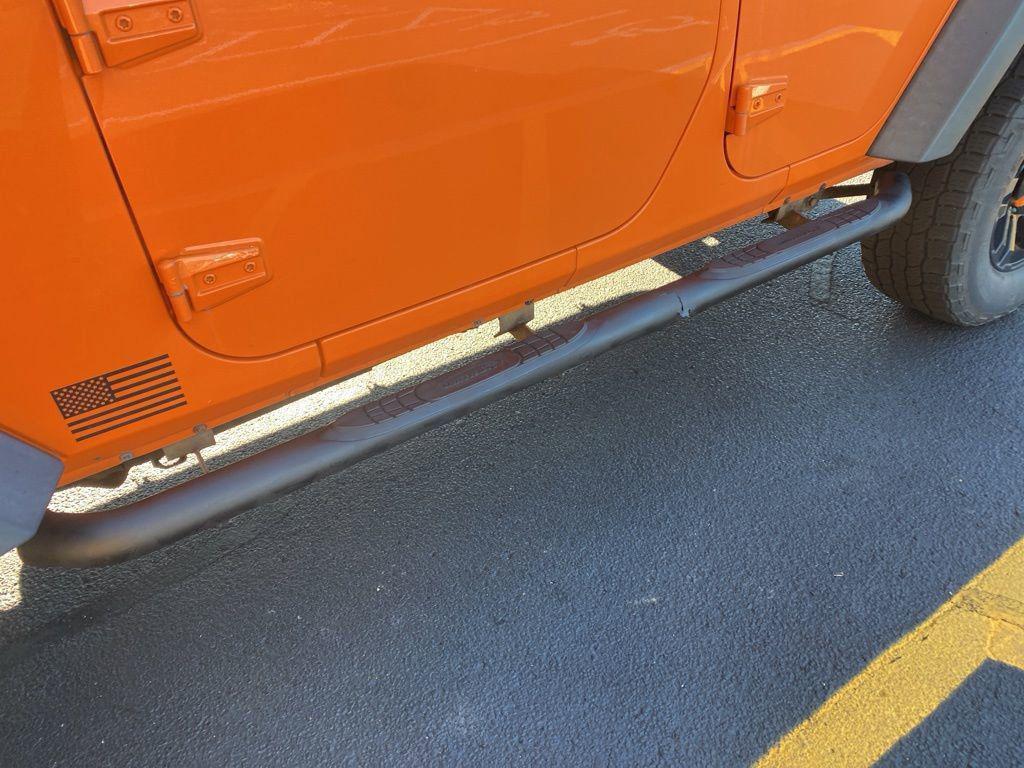 used 2013 Jeep Wrangler Unlimited car, priced at $11,995