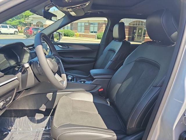 new 2025 Jeep Grand Cherokee L car, priced at $45,217