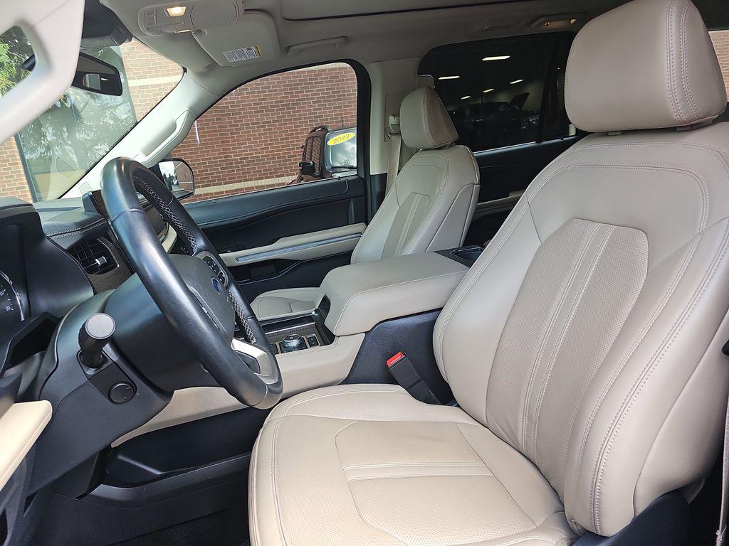 used 2024 Ford Expedition Max car, priced at $50,998