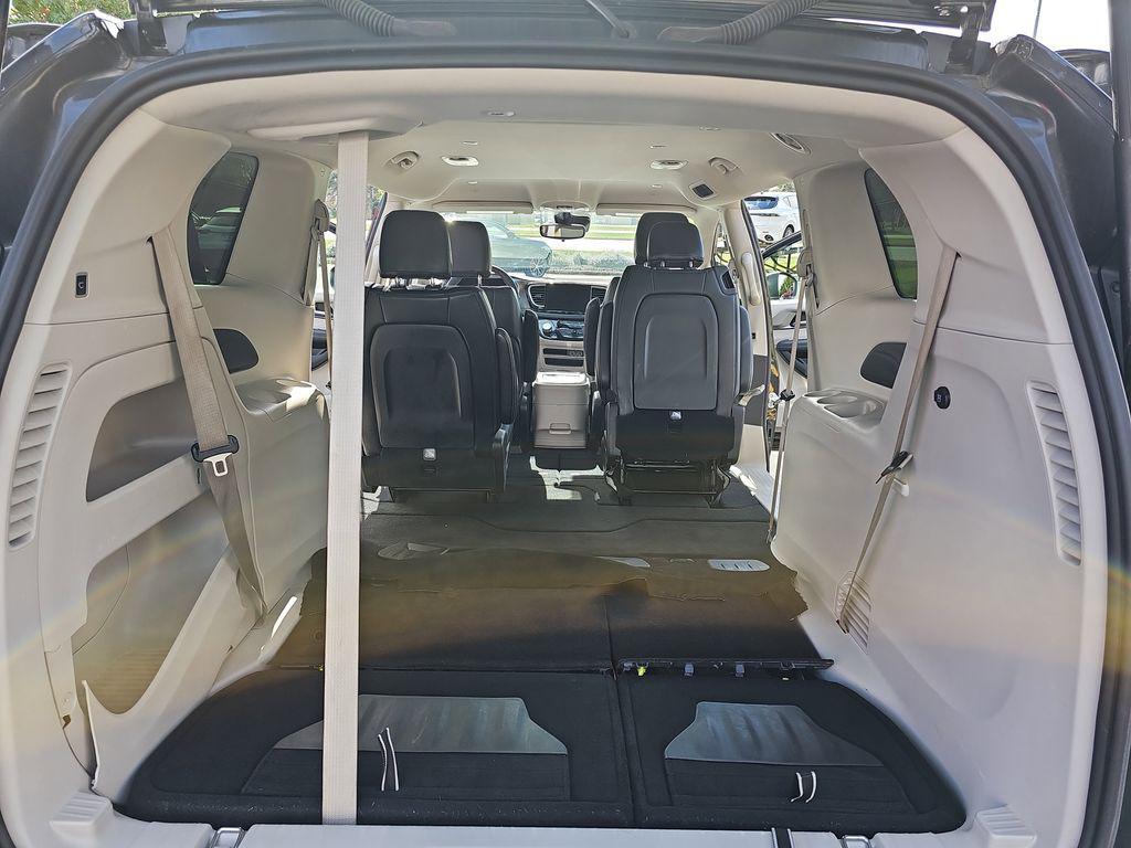 used 2023 Chrysler Pacifica car, priced at $23,500