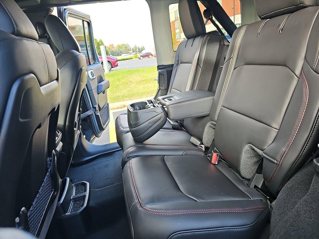 new 2026 Jeep Wrangler car, priced at $62,306