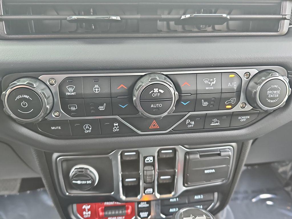 new 2026 Jeep Wrangler car, priced at $63,595