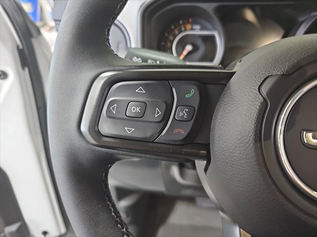 new 2025 Jeep Gladiator car, priced at $47,707