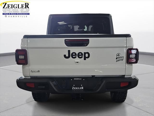 new 2025 Jeep Gladiator car, priced at $47,707