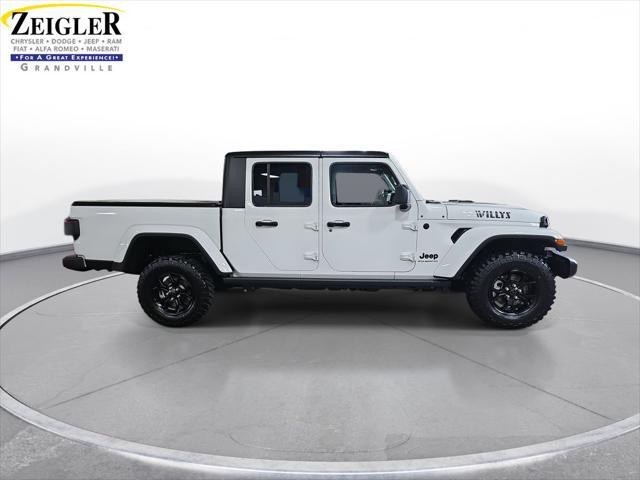 new 2025 Jeep Gladiator car, priced at $47,707