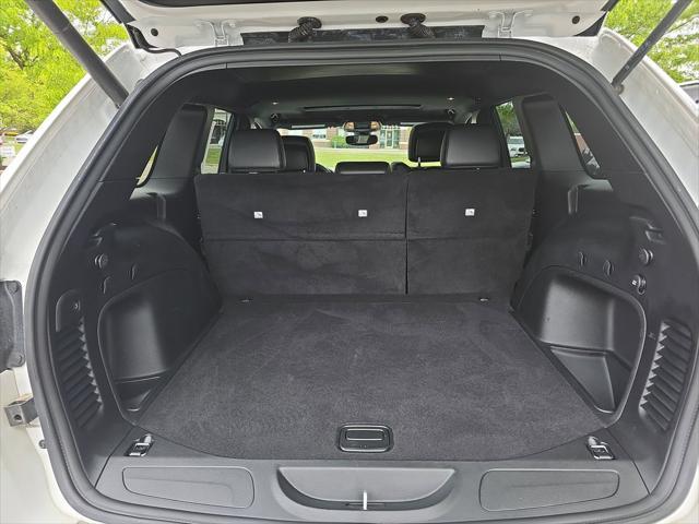 used 2022 Jeep Grand Cherokee car, priced at $31,250