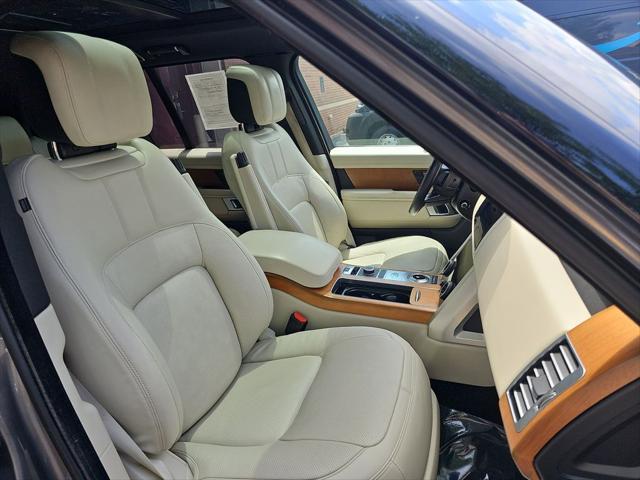 used 2022 Land Rover Range Rover car, priced at $40,000