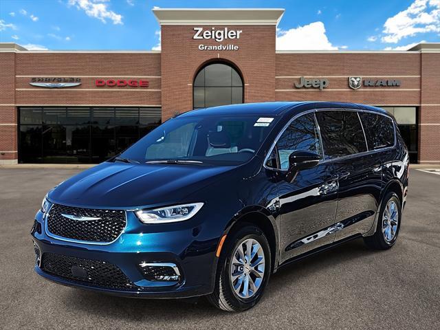 new 2025 Chrysler Pacifica car, priced at $42,259