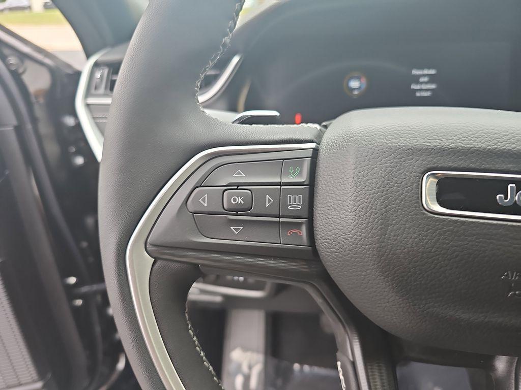 new 2025 Jeep Grand Cherokee L car, priced at $46,725