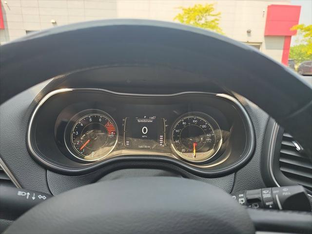 used 2019 Jeep Cherokee car, priced at $10,995