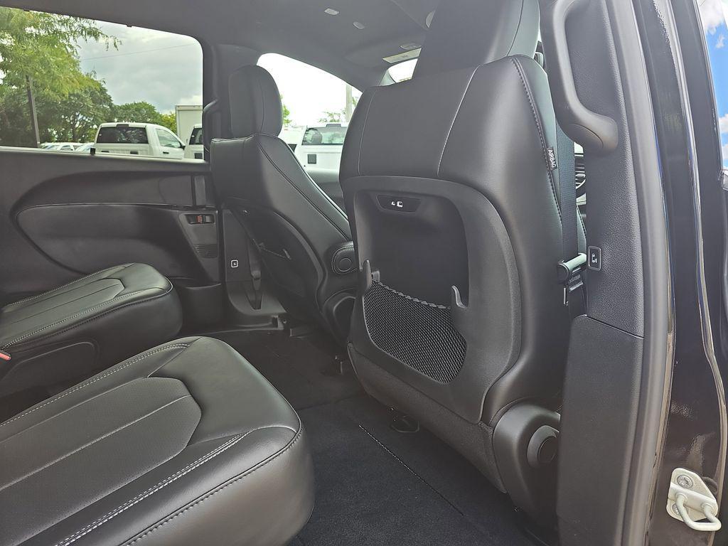 new 2026 Chrysler Pacifica car, priced at $44,460