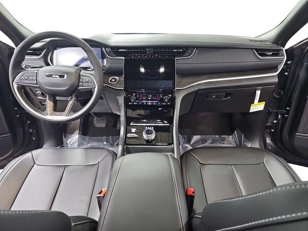 new 2025 Jeep Grand Cherokee car, priced at $46,694