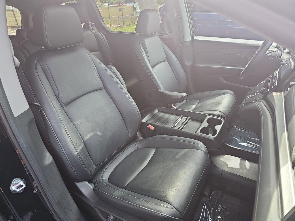 used 2024 Honda Odyssey car, priced at $36,000