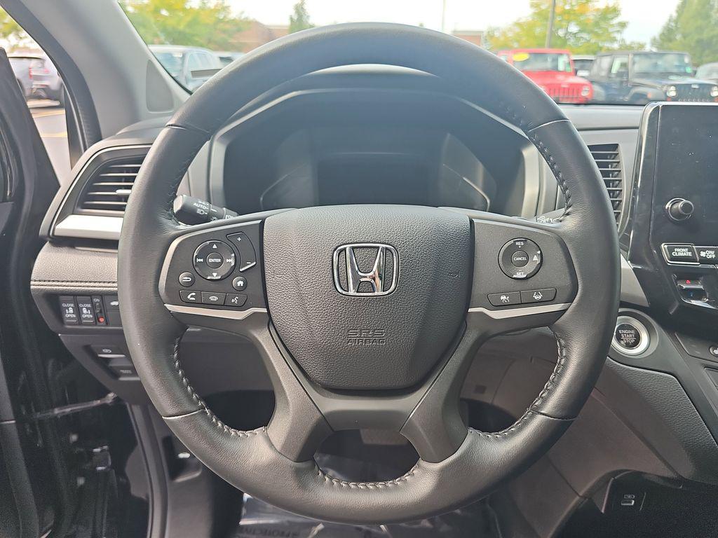 used 2024 Honda Odyssey car, priced at $36,000
