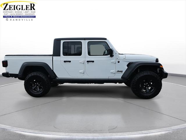 used 2020 Jeep Gladiator car, priced at $31,427