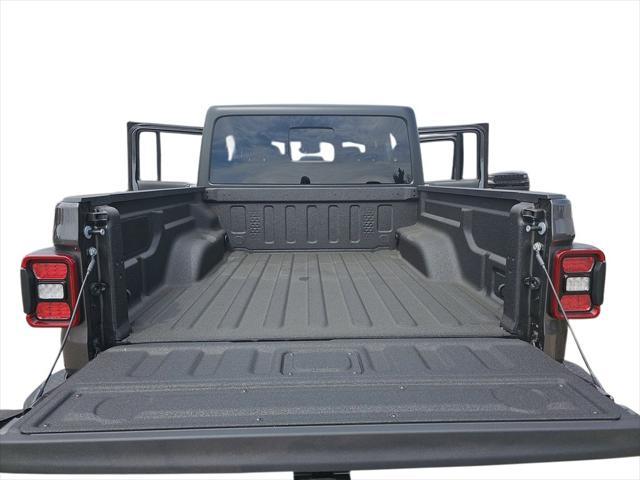 new 2025 Jeep Gladiator car, priced at $51,313