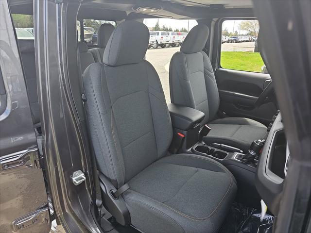 new 2025 Jeep Gladiator car, priced at $51,313