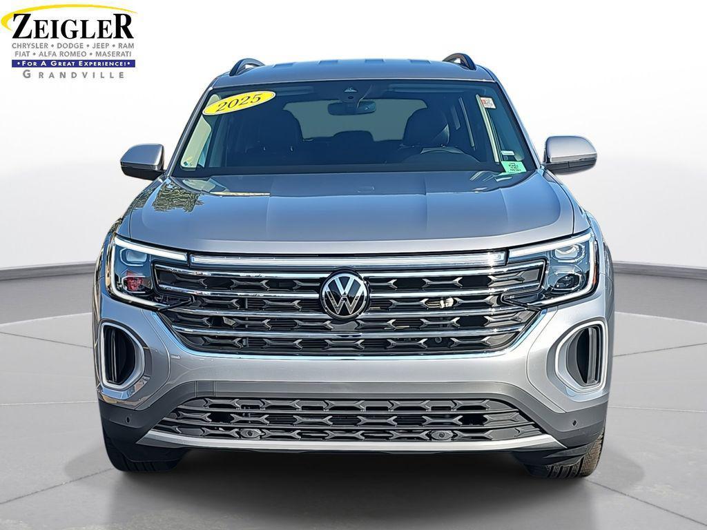 used 2025 Volkswagen Atlas car, priced at $35,500