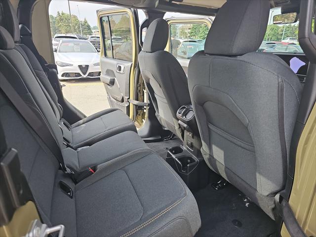 new 2025 Jeep Gladiator car, priced at $49,727
