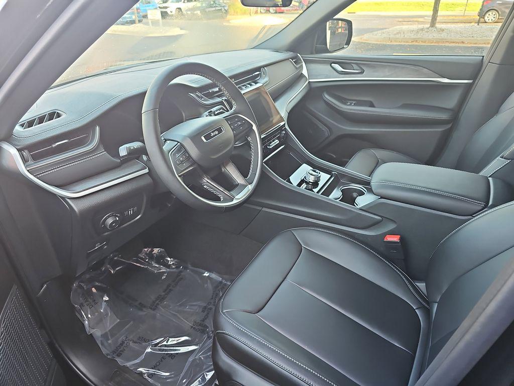 new 2025 Jeep Grand Cherokee L car, priced at $46,454