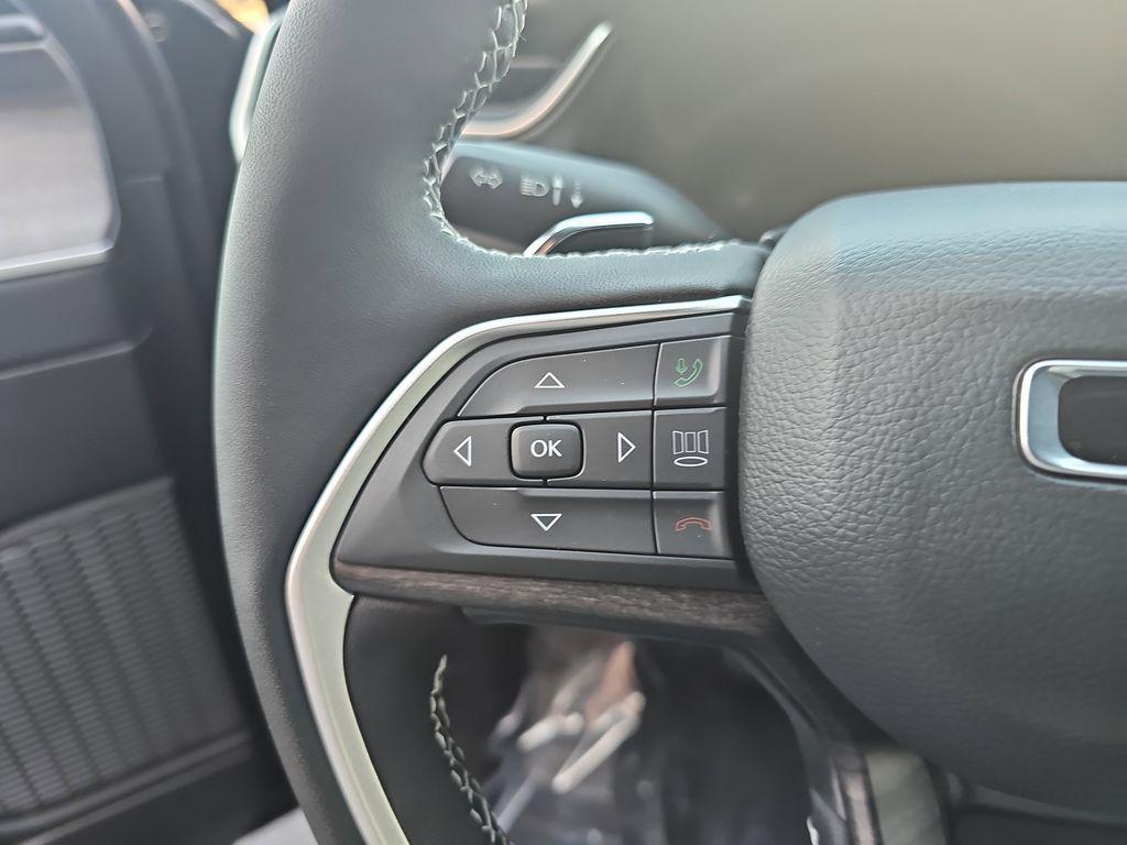 new 2025 Jeep Grand Cherokee L car, priced at $46,454