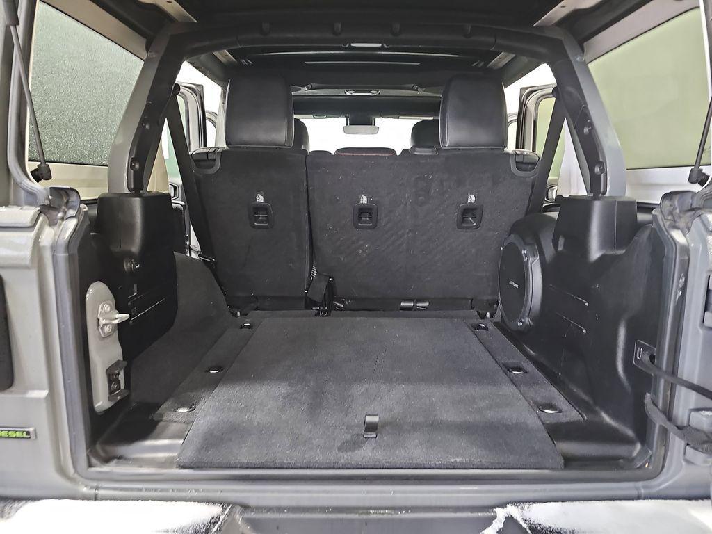 used 2021 Jeep Wrangler Unlimited car, priced at $34,500