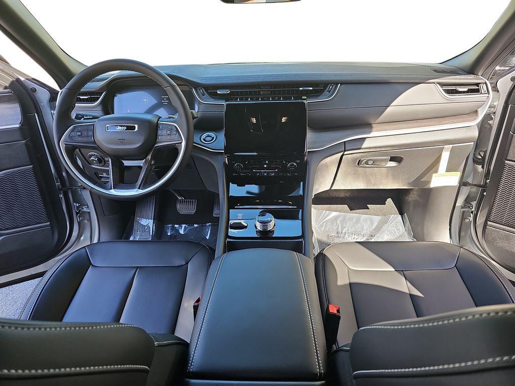 new 2025 Jeep Grand Cherokee L car, priced at $45,056