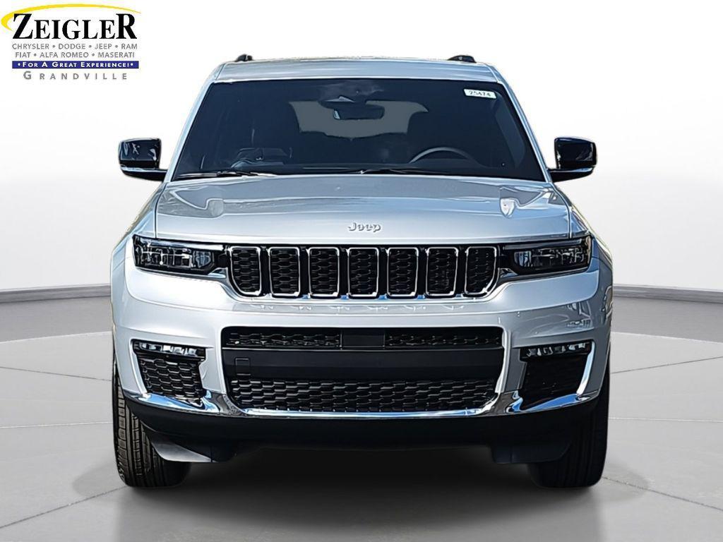 new 2025 Jeep Grand Cherokee L car, priced at $45,056