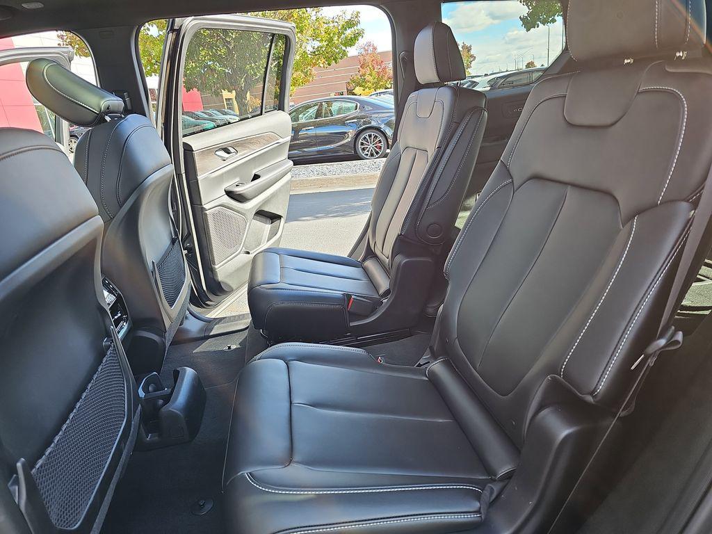 new 2025 Jeep Grand Cherokee L car, priced at $44,454