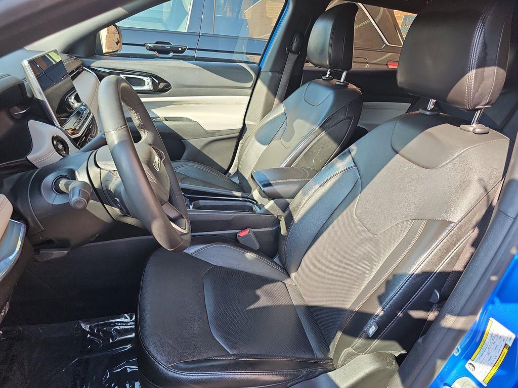 used 2023 Jeep Compass car, priced at $22,000