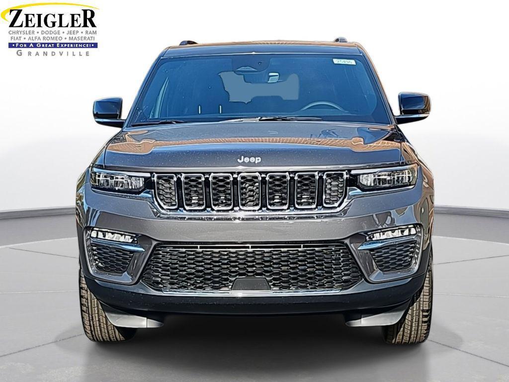 new 2025 Jeep Grand Cherokee car, priced at $44,431