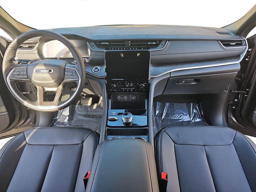 new 2025 Jeep Grand Cherokee car, priced at $44,431