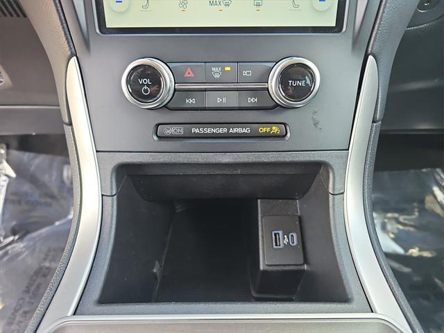 used 2024 Ford Edge car, priced at $27,900