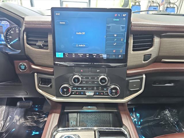 used 2022 Ford Expedition Max car, priced at $45,000