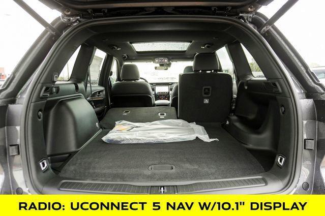 new 2025 Jeep Grand Cherokee car, priced at $50,366