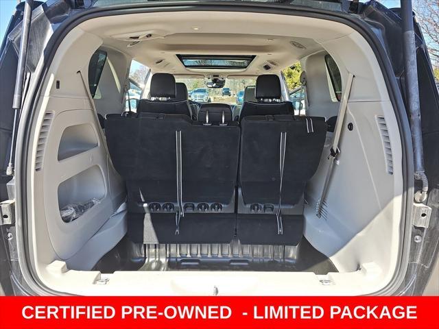used 2023 Chrysler Pacifica car, priced at $28,000